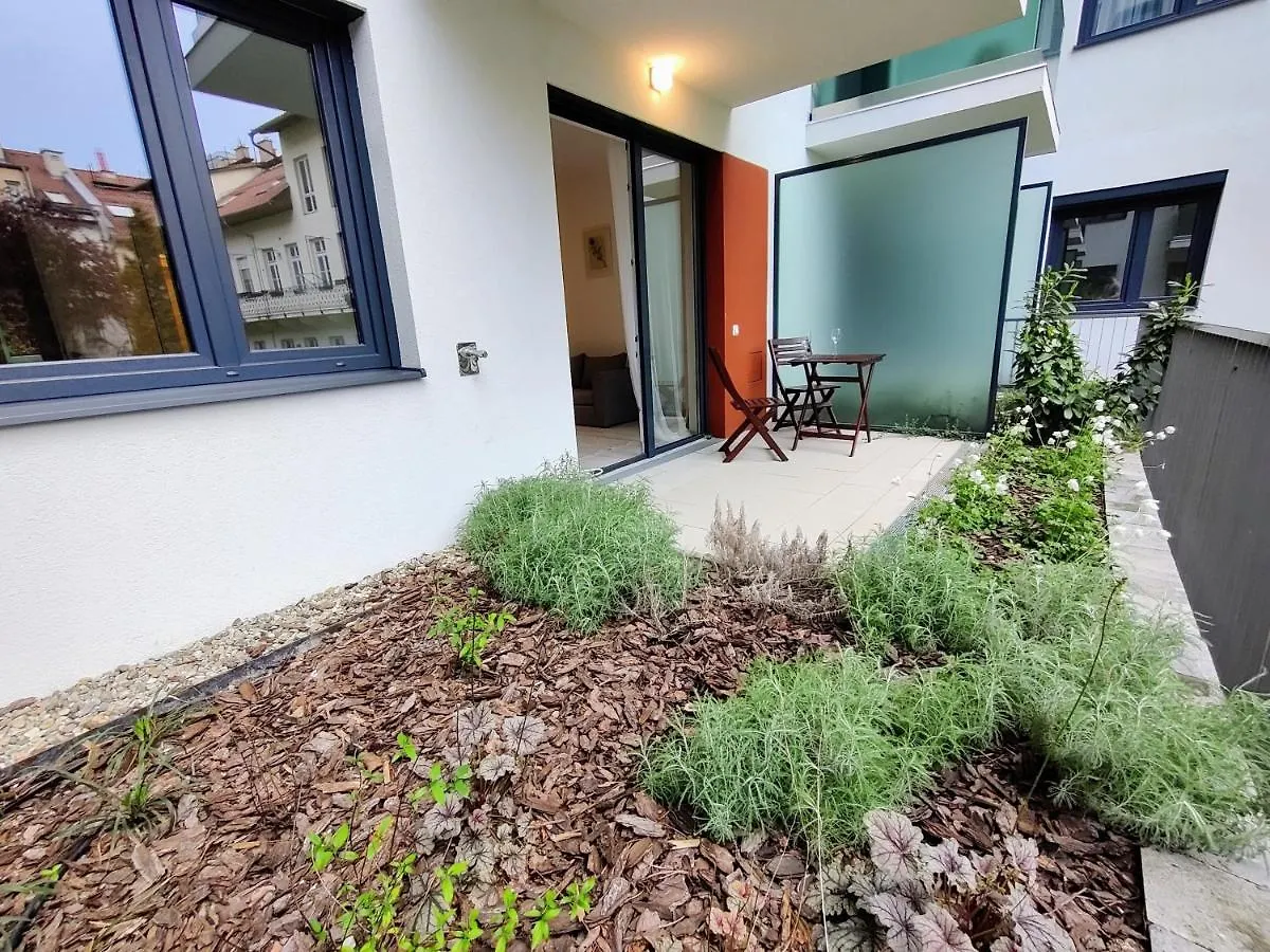City Garden Getaway #Freeparking Budapest Apartment